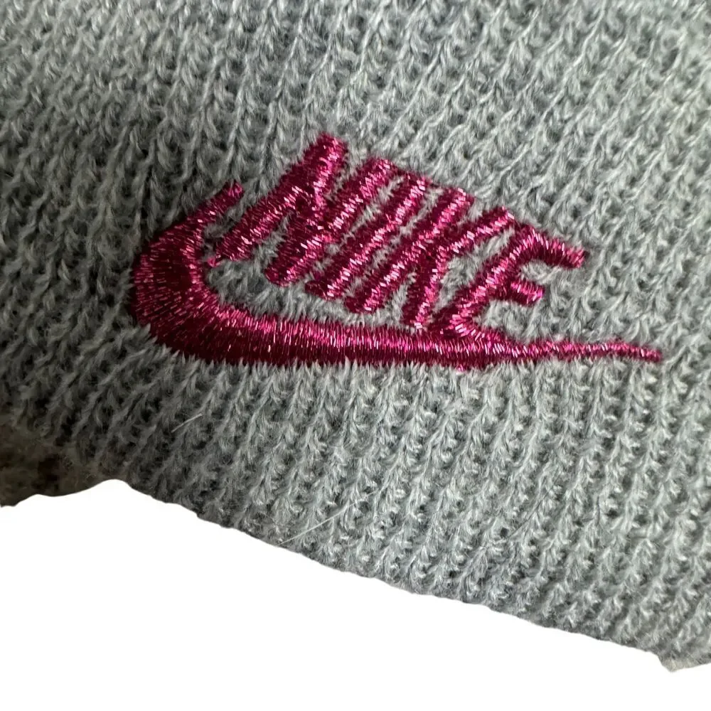 Nike Toddler Girls Size 12/24M Hat‎ and Mittens 2 Piece Set - Grey Pink